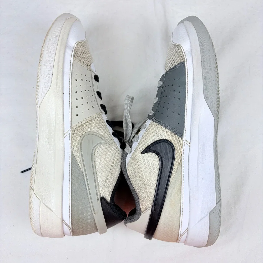 Nike ja mismatched